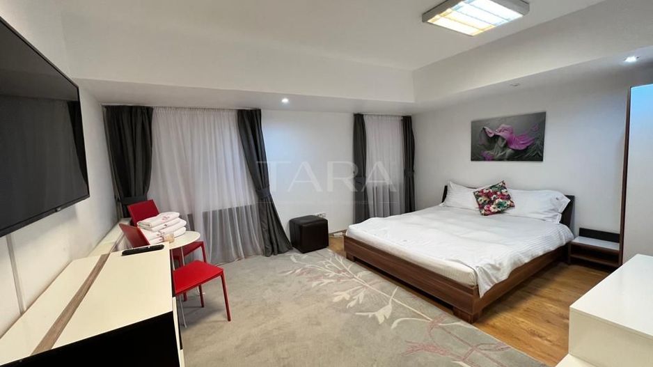 Apartament cu 5 camere de vânzare, zona Ultracentrala - Poză 6