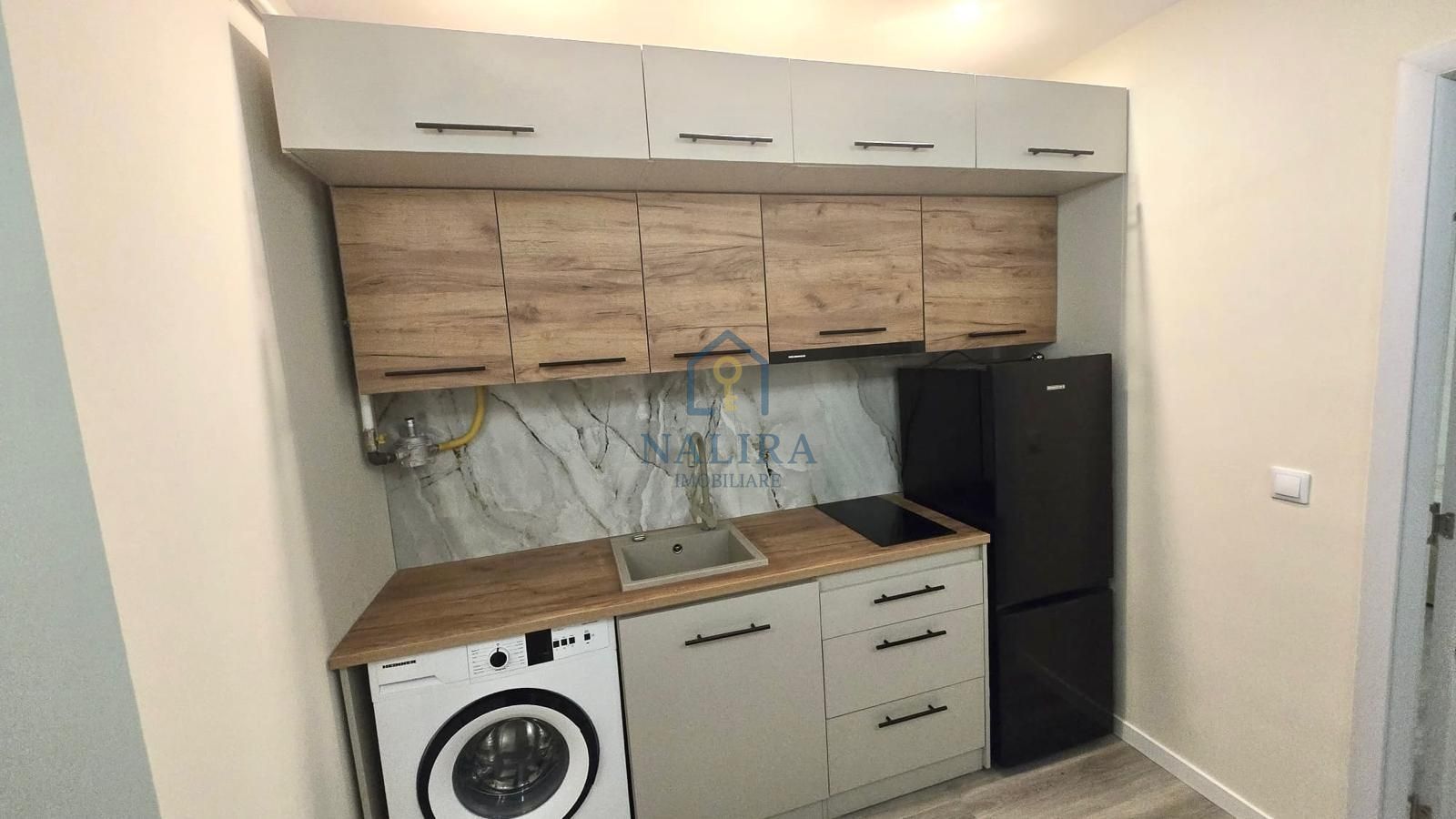 Apartament Ultracentral de vanzare - 2 camere - Etaj 2 - Poză 2