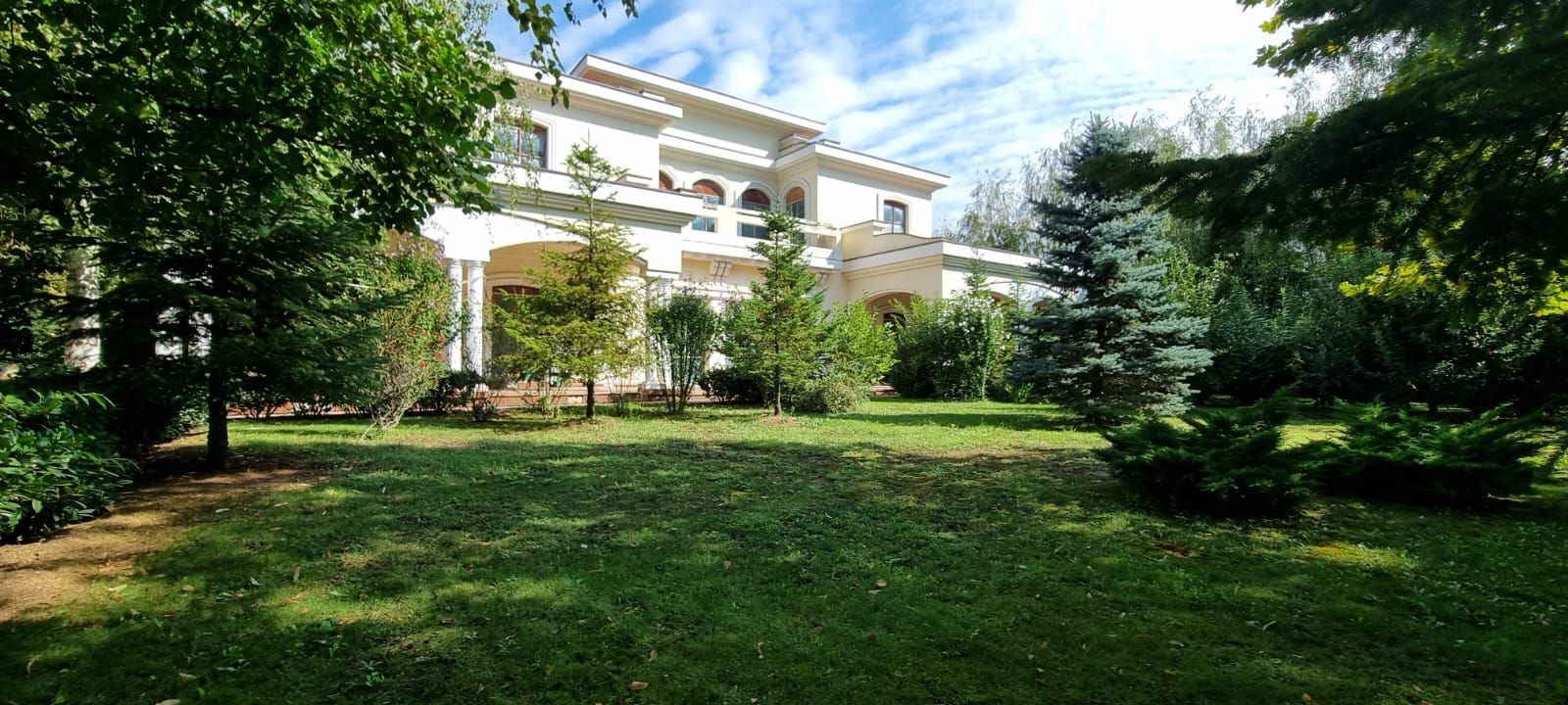 Spațiu. Lumină. Impact. Vilă unică în Prelungirea Ghencea - Poză 1