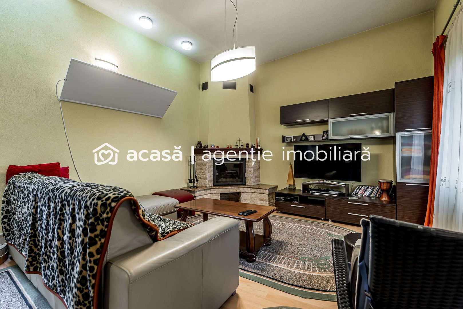 Spațiu comercial,  hala, si un penthouse în centrul Aradului Nou - Poză 5