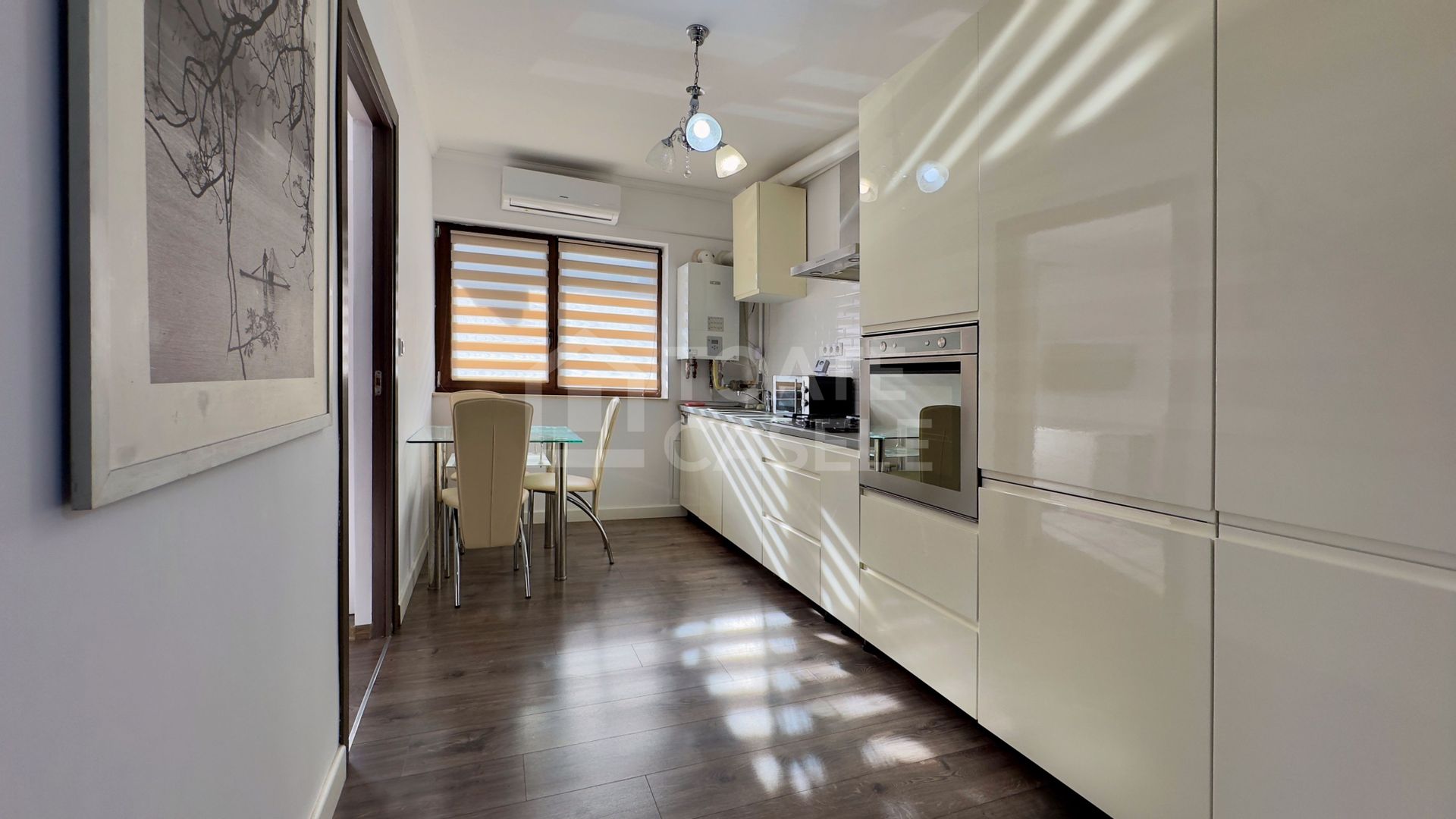 Apartament cu 2 camere decomandate – confort, funcționalitate și energie bună - Poză 1