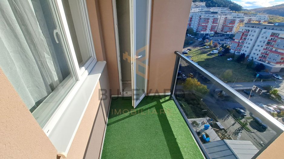 Apartament 3 camere, 2 bai, parcare, zona Metro! - Poză 2