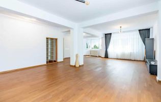 Vila Pipera I Complex Azur I 5 camere, jacuzzi, curte I COMISION 0%