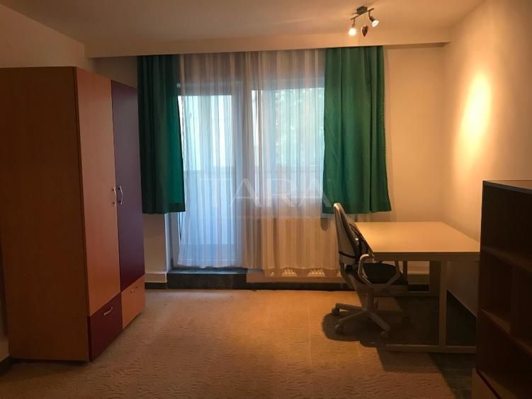 Vând apartament 3 camere decomandat zona Pasteur, Zucca, UMF. - Poză 2