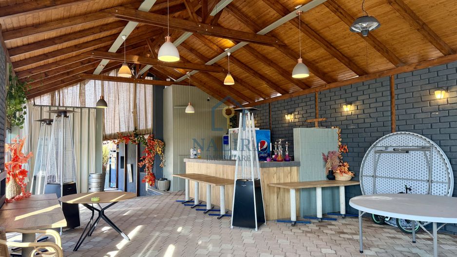 Proprietate unică de vânzare – piscină, restaurant, terasă - Poză 5