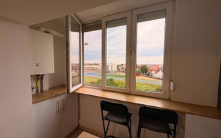 Studio renovat cu balcon inchis si bucatarie separata pe Siretului - Poză 9