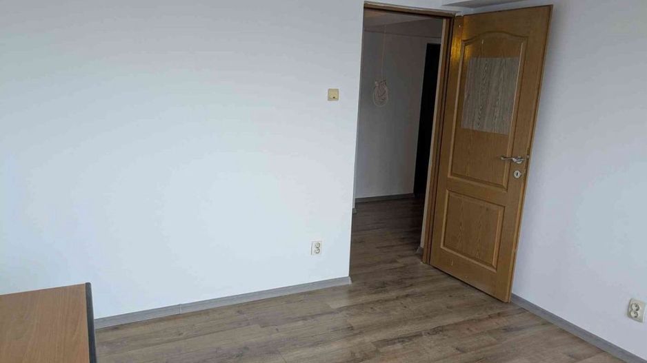 AP. 2 CAMEREDRISTOR, BUCATARIE INCHISA, BLOC REABILITAT, COMISION 0% - Poză 5