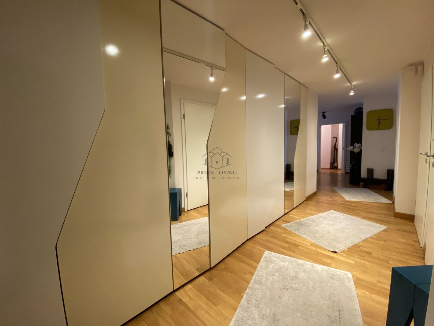 APARTAMENT SUPERB CU 4 DORMITOARE LÂNGĂ PARCUL HERASTRAU - Poză 6