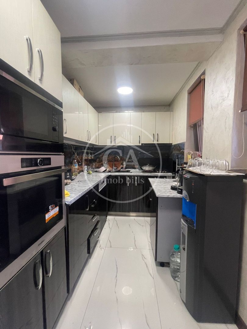 Casă de vânzare cu 4 camere în Cartierul Tineretului, Oradea - Poză 8