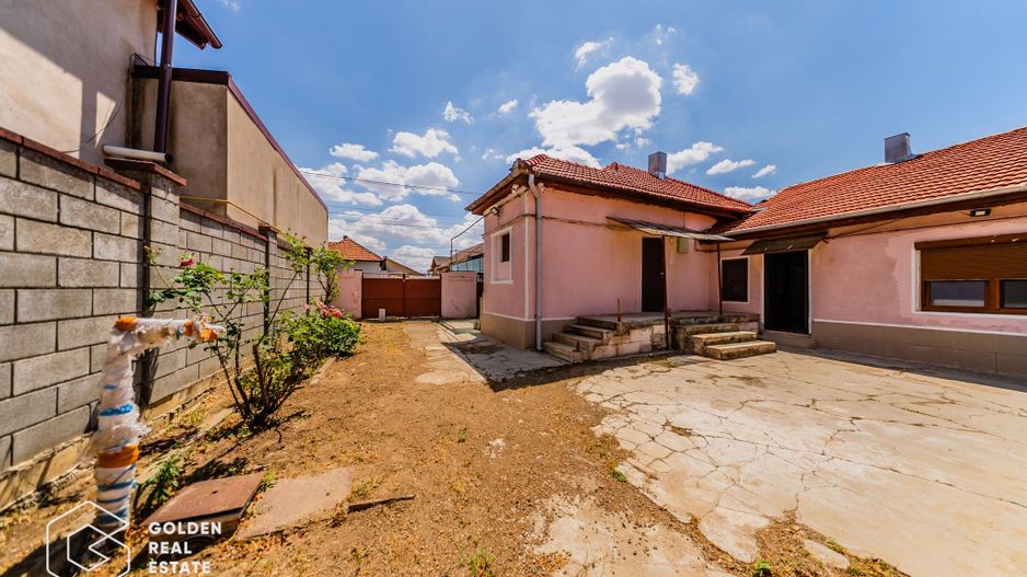 Casă 3 camere renovată în Bujac-Sega , 2 corpuri, teren 572 mp - Poză 25