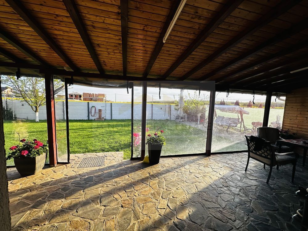 Vila mobilată complet de închiriat, aproape de pădure, 4 camere - Poză 4