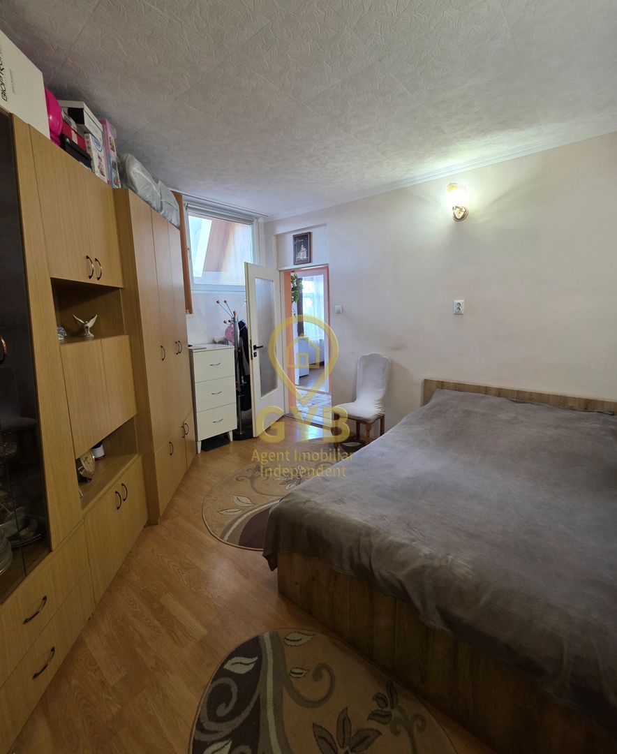 De vânzare apartament în clădire istorică * Ultracentral * Piața Gojdu - Poză 9