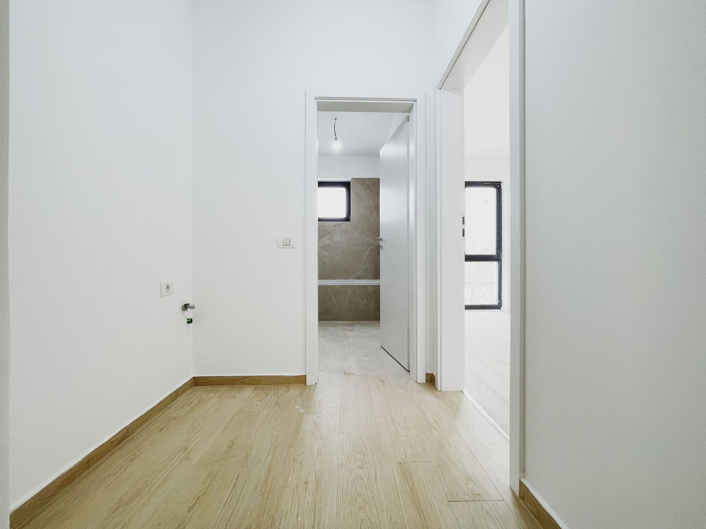 Excelent compartimentat | 3 camere, 2 bai, 84 mp | Spatios&Luminos - Poză 19