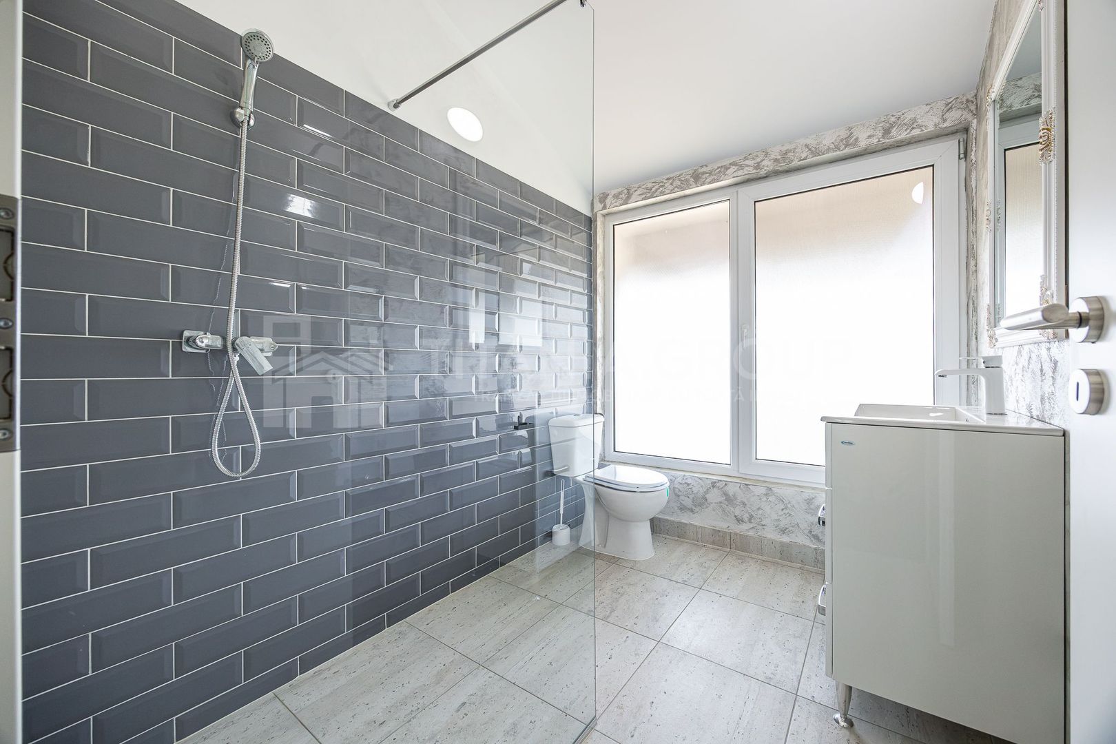 Vila 5 dormitoare | Pensiune | Proprietate versatilă în Marcus, Brașov - Poză 31
