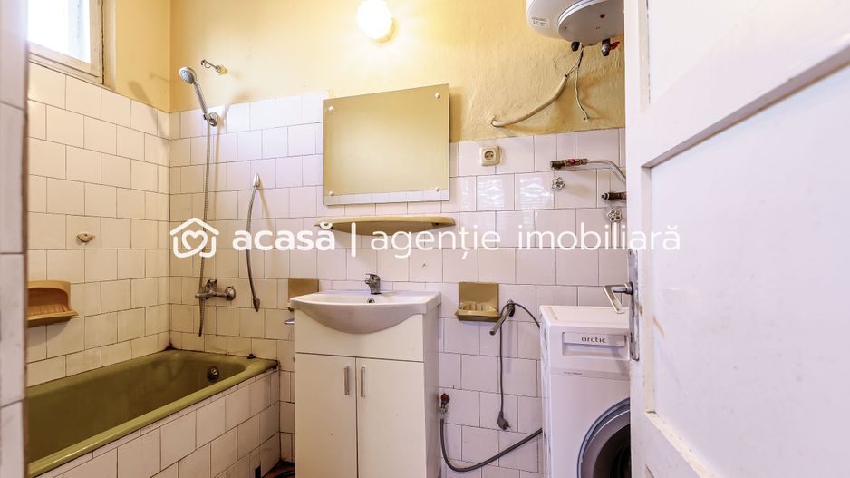 VANDUT! Casă  în Grădiște - Poză 16