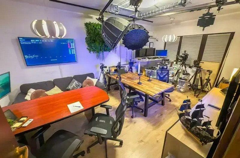 Garsonieră 41mp centrală bloc nou PARTER+Studio Video complet echipat| - Poză 10