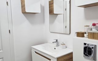 Apartament modern, 2 Camere,  Zonă Semicentrală. - Poză 8