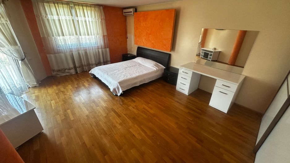 CASA INDIVIDUALA, 9 CAMERE, TEREN 475 MP, MOBILAT/UTILAT, COMIS 0% - Poză 5