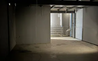 Spațiu comercial versatil în zona centrală - Poză 24