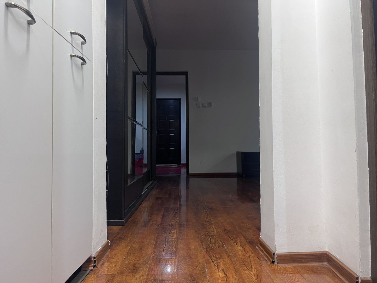 Aproape de Cantacuzino! Vânzare apartament cu 2 camere în Târgoviște! - Poză 10