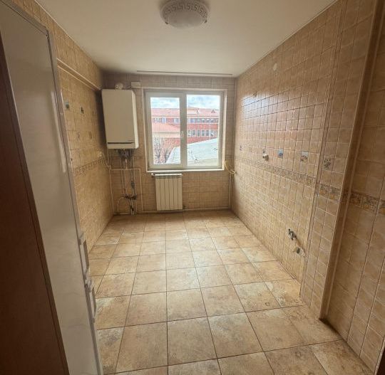 APARTAMENT 3 CAMERE - OCAZIE UNICA - Poză 7