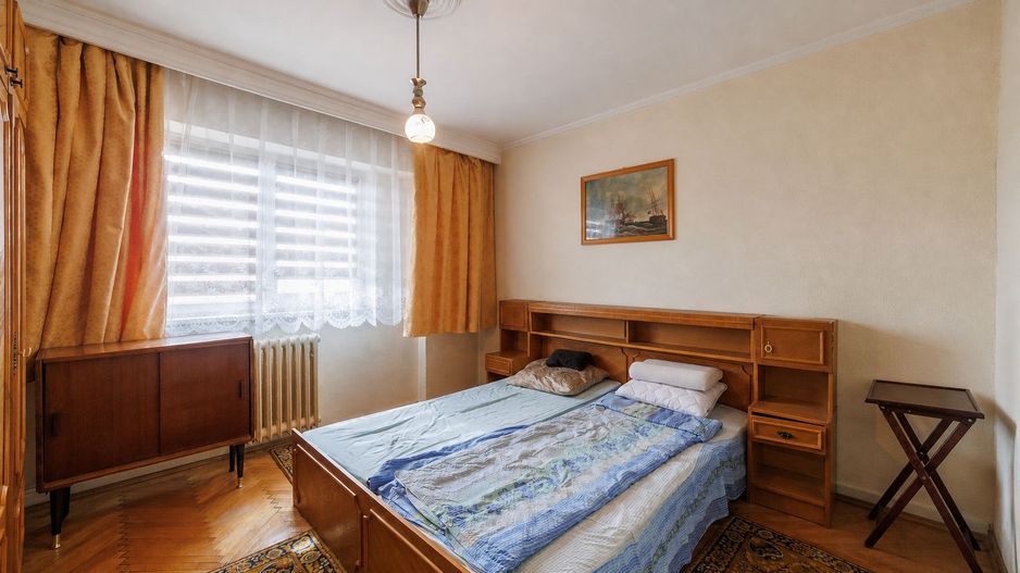 Apartament luminos cu 3 camere și balcon – Exercițiu - Poză 12
