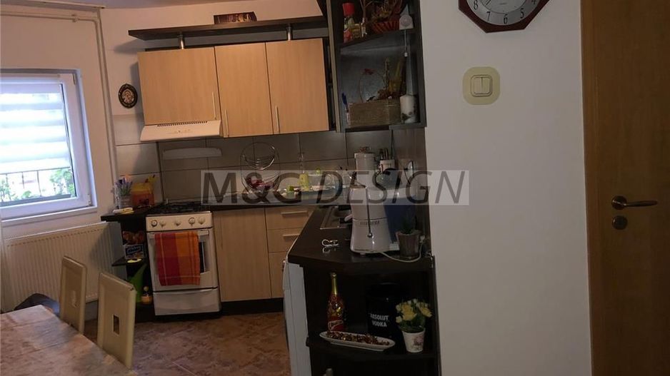 Apart  2 cam spațios Aradului- parter cu balcon centrala proprie - Poză 6