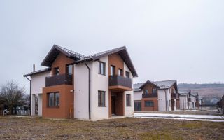 Casa individuala,4 camere,120mp,Teren 505mp, Garaj,Jucu - Poză 1