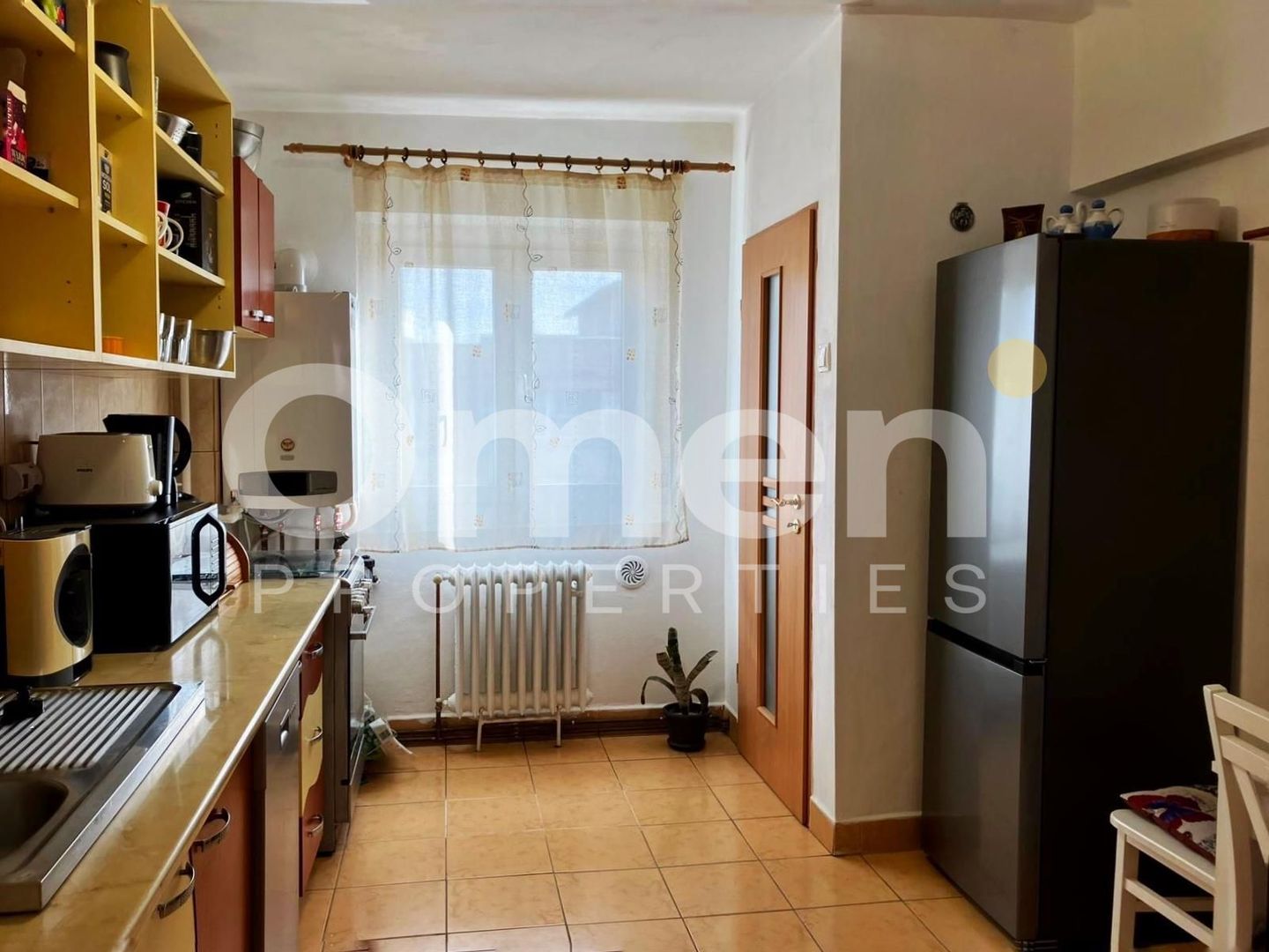 Apartament 3 camere spațios, ultracentral, etaj 4, mobilat și utilat - Poză 8