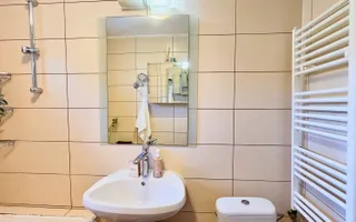 Apartament etaj intermediar, luminos, centrală proprie, fereastră la baie - Poză 14