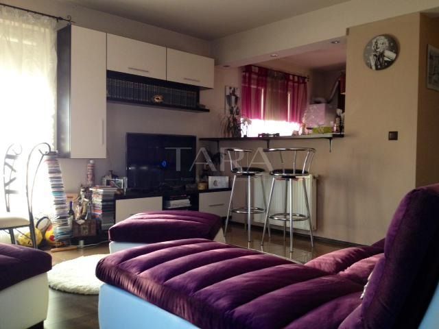 Apartament cu 2 camere, terasă de 30 mp, zona Iuliu Mall - Poză 1
