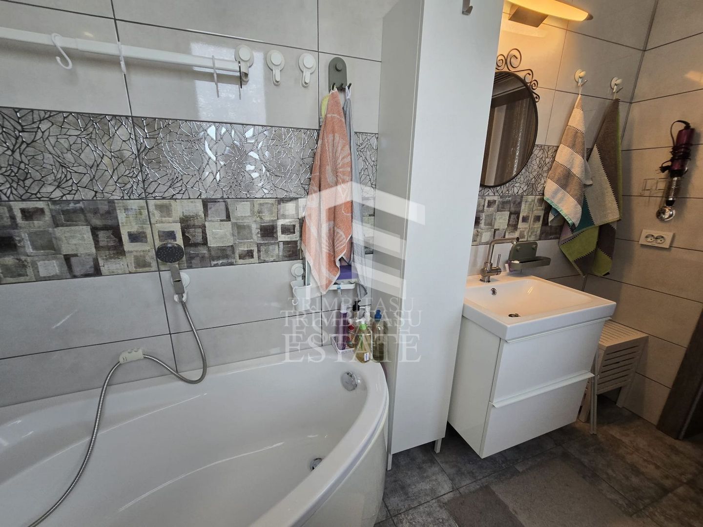 Mangalia - Vila tip duplex moderna. - Poză 39
