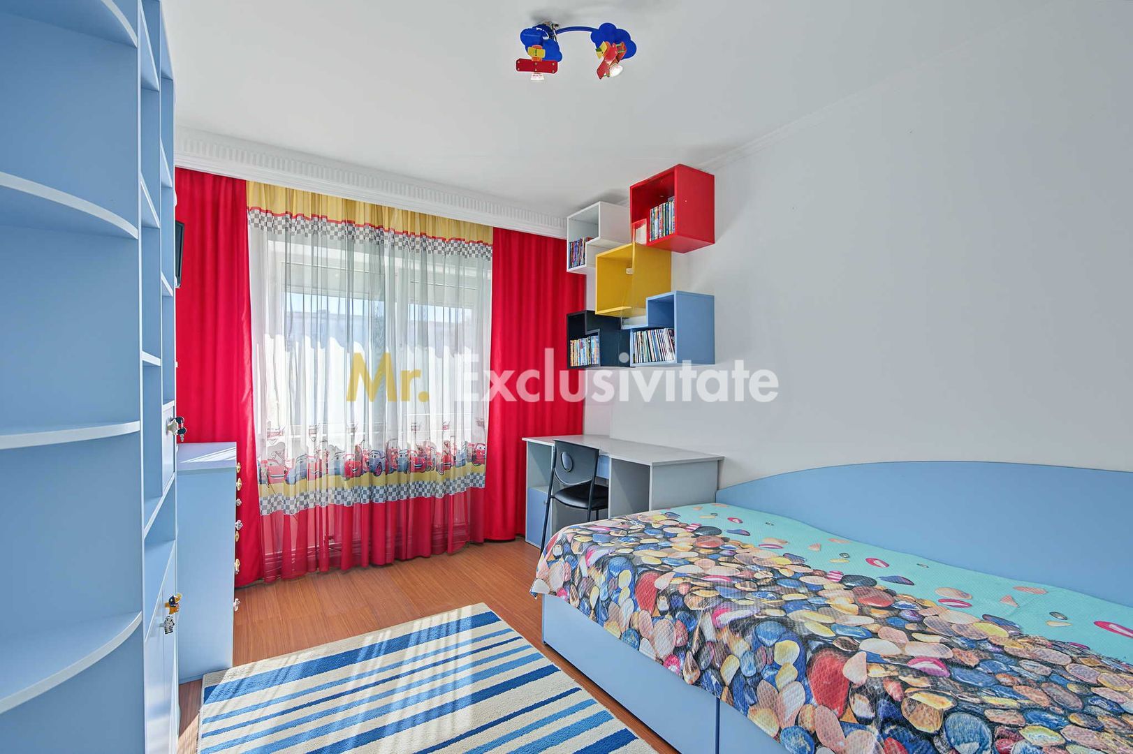 Central-Eremia, ap. 3 camere, 2 băi + boxă,proaspăt zugrăvit, et.2 - Poză 19