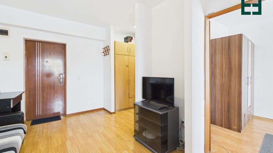 De închiriat - Apartament cu 2 camere -  Zona Confecții - Arad - Poză 14