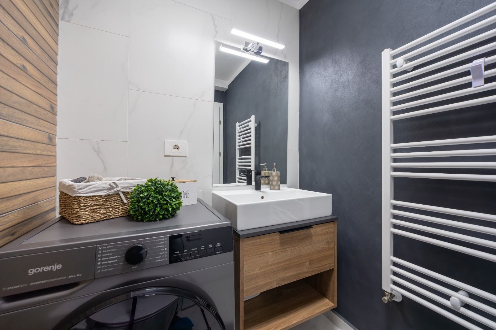 Apartament Alphaville cu vedere superba spre Tampa - Poză 21