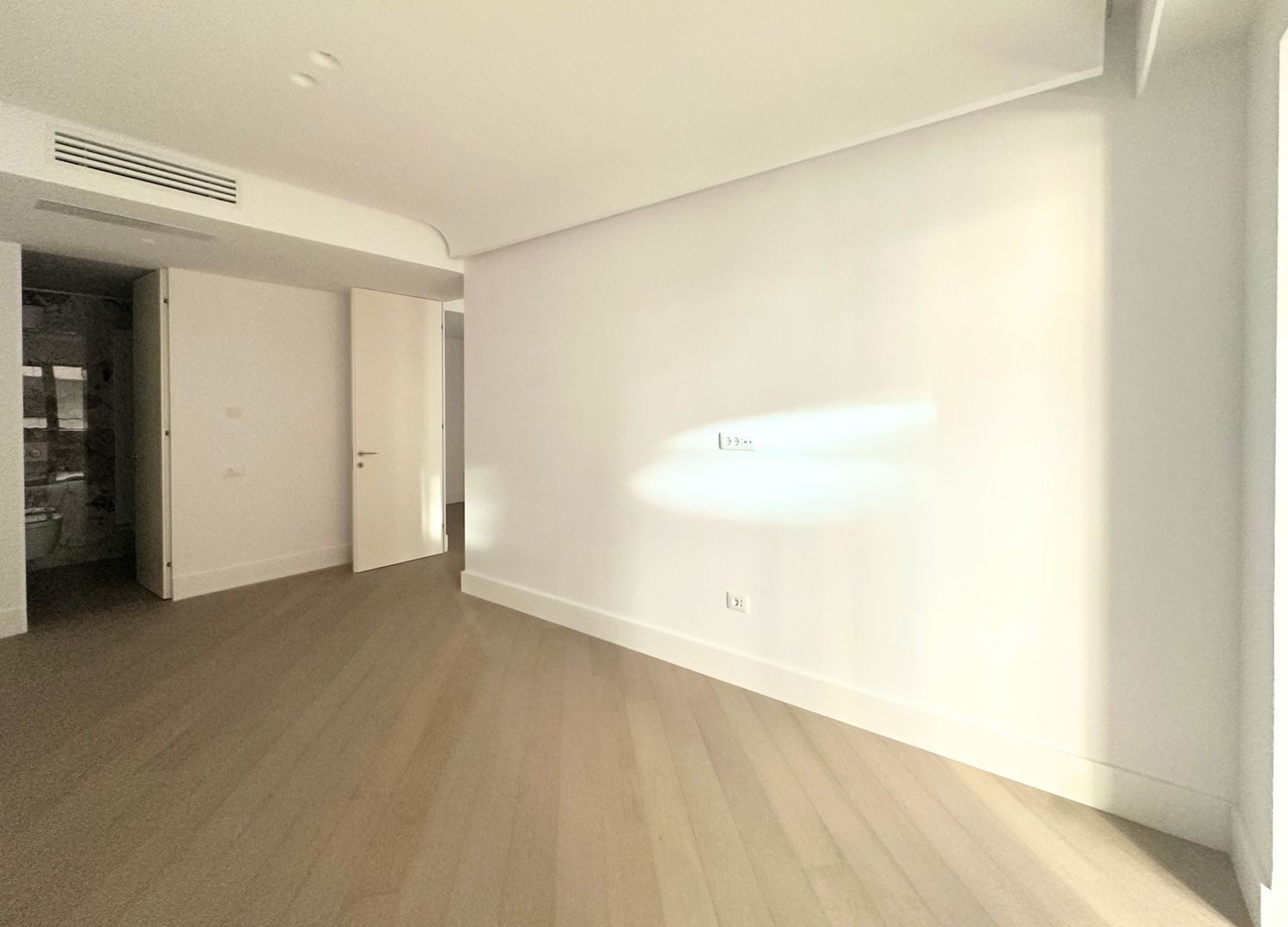 Apartament 3 camere în complexul rezidențial de lux Cortina Iancu Nicolae - Poză 12