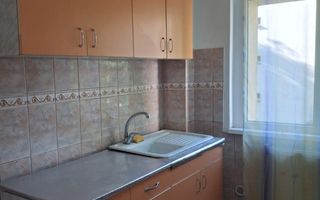 BRASADAS vinde ap 2 cam Micro 16 etaj 1/4. - Poză 1