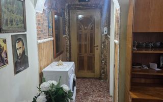 Apartament 2 camere etaj 1/4 Campina zona semicentrala - Poză 9