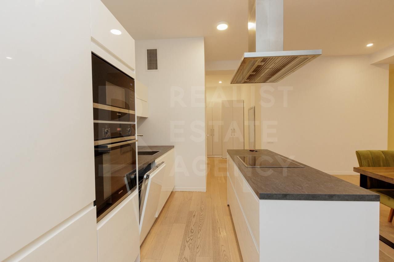 Chirie, apartament, 3 camere, strada Alexei Mateevici, Centru - Poză 1