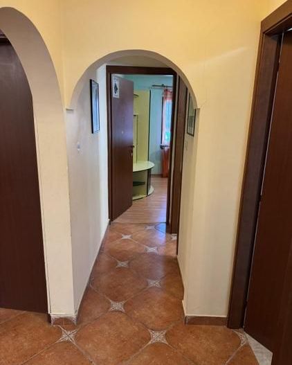 Apartament 3 camere de inchiriat, centrala proprie, Drumul Sarii - Poză 9