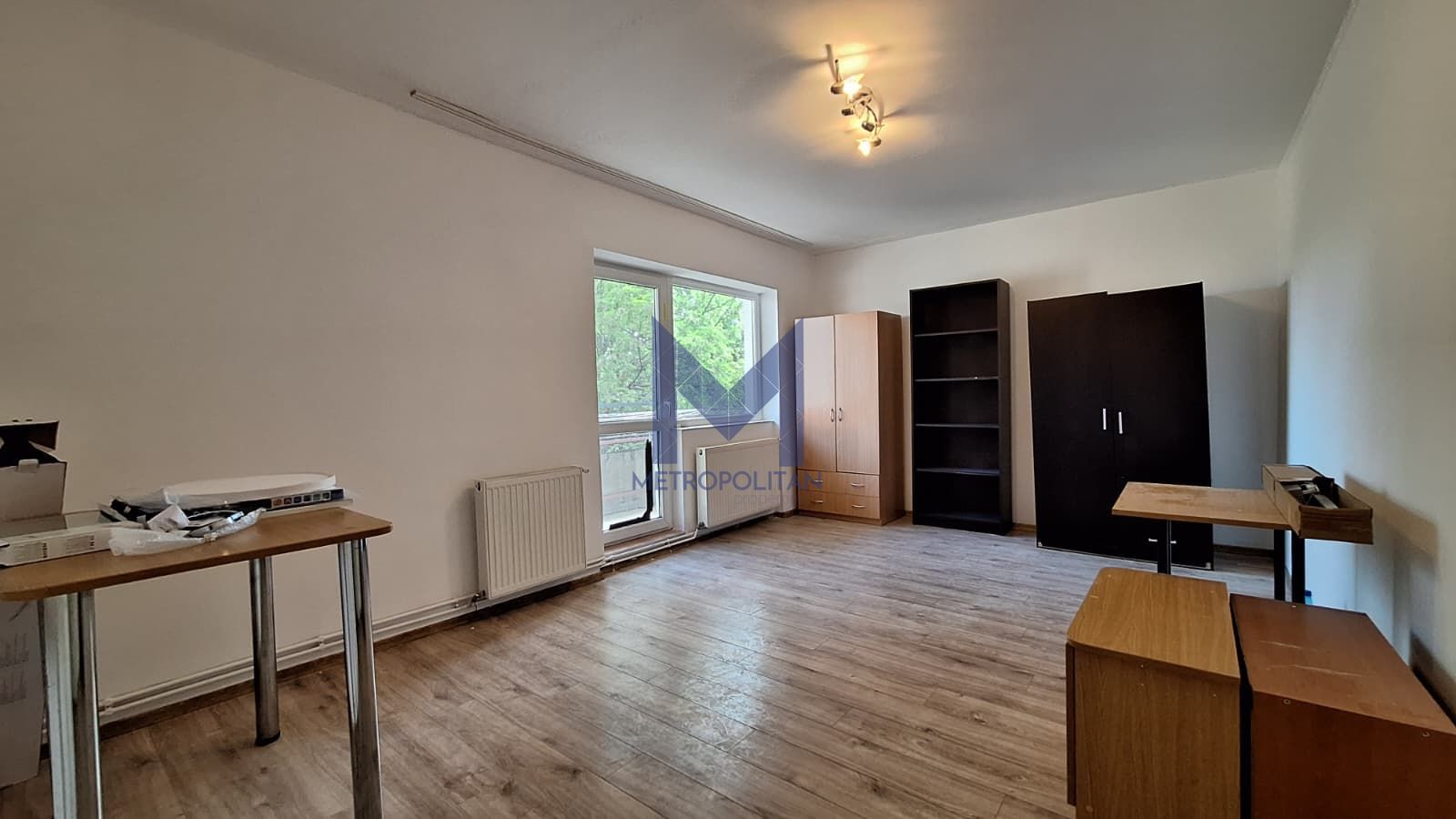 De închiriat apartament 2 camere decomandat I strada Lunii - Poză 1