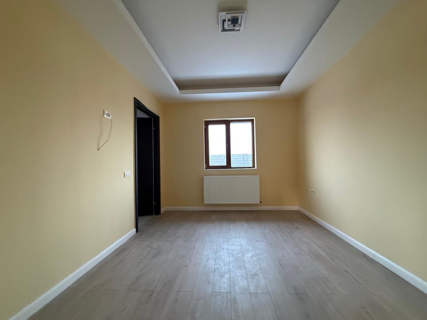 Casă spațioasă de închiriat în Clinceni, 120 mp + curte 535 mp - Poză 9