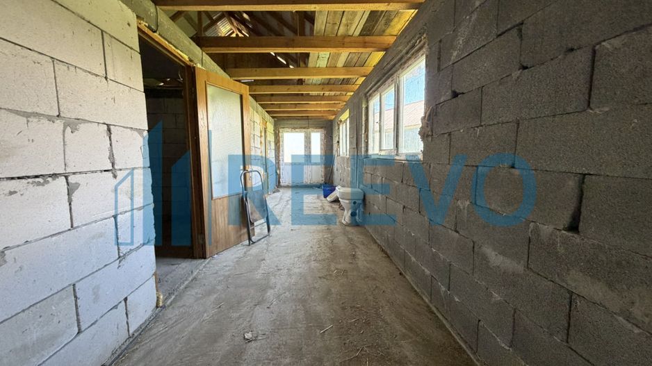 Casă Sat. Drăgești, Comuna Dămienști - Poză 10