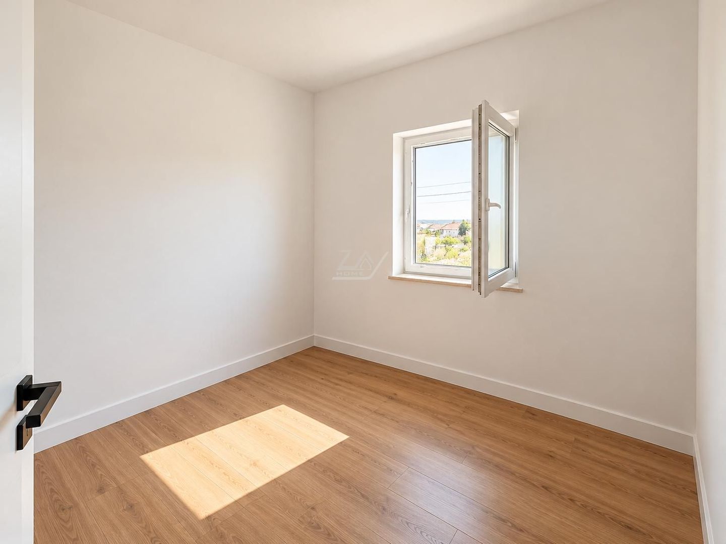 COMISION 0! DRUMUL BOILOR. Duplex cu 4 camere, 3 bai. Toate utilitatile. - Poză 10