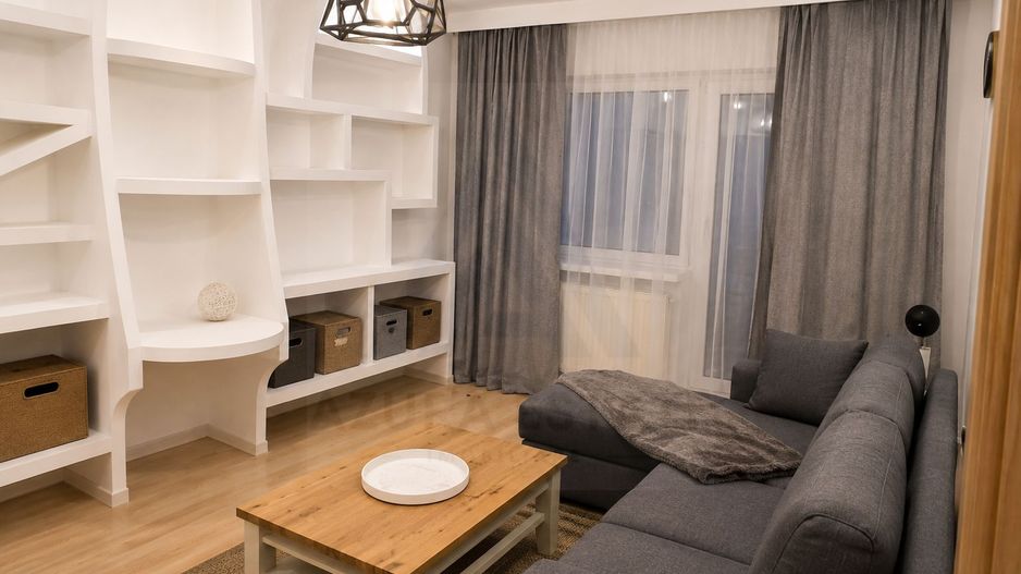 Apartament spatios 77 mp utili 3 camere 2 bai etaj 1 zona Strand - Poză 2