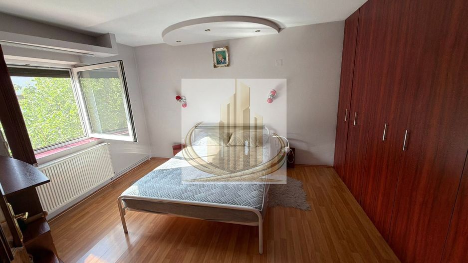 Casă P+E+Pod înalt, teren 574 mp, garaj și fotovoltaice – Zona Lipovei - Poză 8