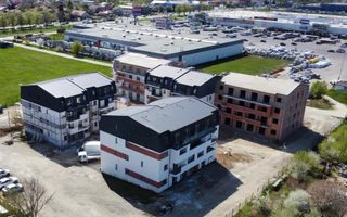 De vânzare apartament 2 camere ansamblu de locuinte Micro 9 in Satu Mare - Poză 1