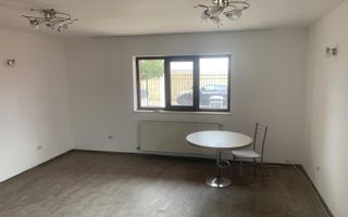 Închiriez Casă Tătărași - Poză 3