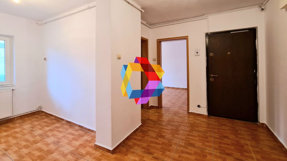 Spatiu comercial de închiriat Brașov - 52 mp # spatii-comerciale-brasov.ro - Poză 2