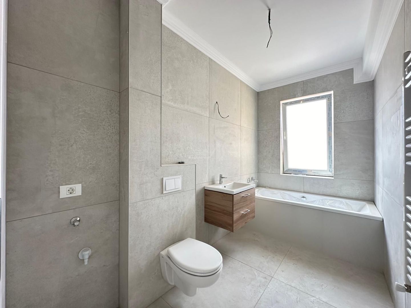 Drumul Boilor - Lidl. Gradina proprie 50 mp. 2 locuri de parcare. - Poză 3